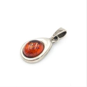 Vintage Sterling Signed QD 925 Amber Stone Cabochon Pear Shaped Pendant